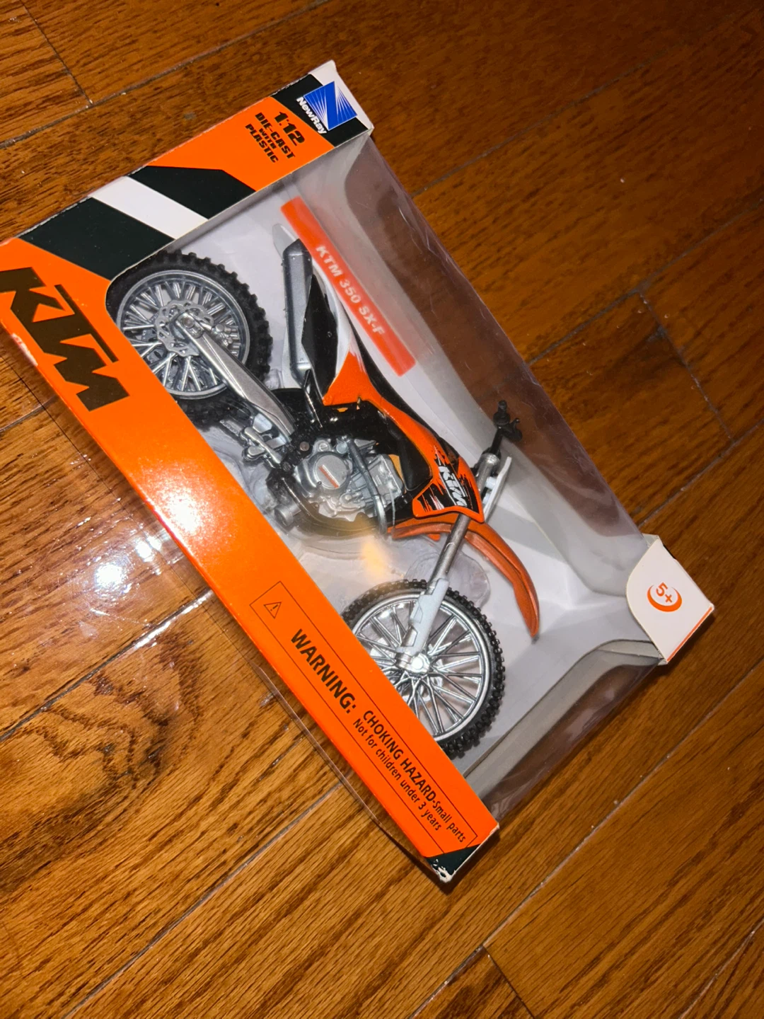 NewRay Honda CRF450R & KTM 350 SX-F Die-Cast Motorcycles - photo 3