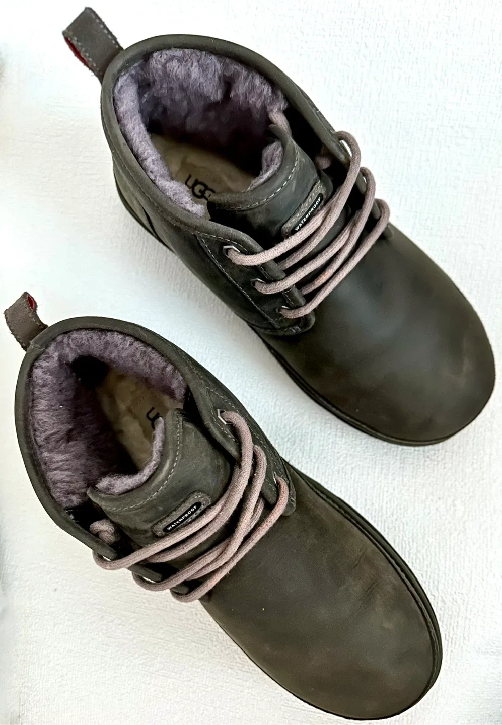 UGG Neumel Waterproof Chukka Boots, Wool Lined Mens Size 9 image indicator(2)