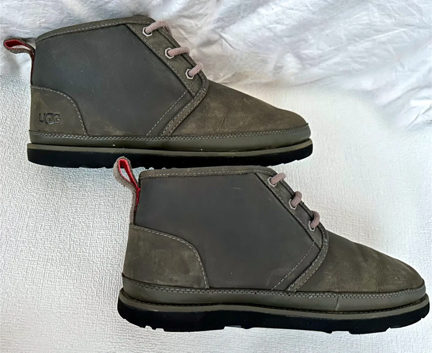 UGG Neumel Waterproof Chukka Boots, Wool Lined Mens Size 9 image indicator(5)