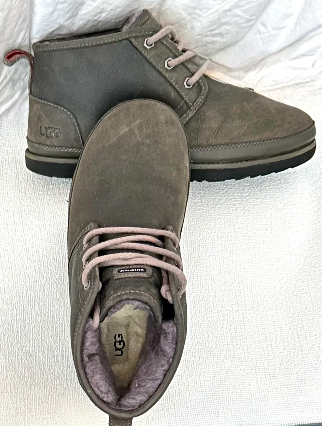 UGG Neumel Waterproof Chukka Boots, Wool Lined Mens Size 9 image indicator(10)