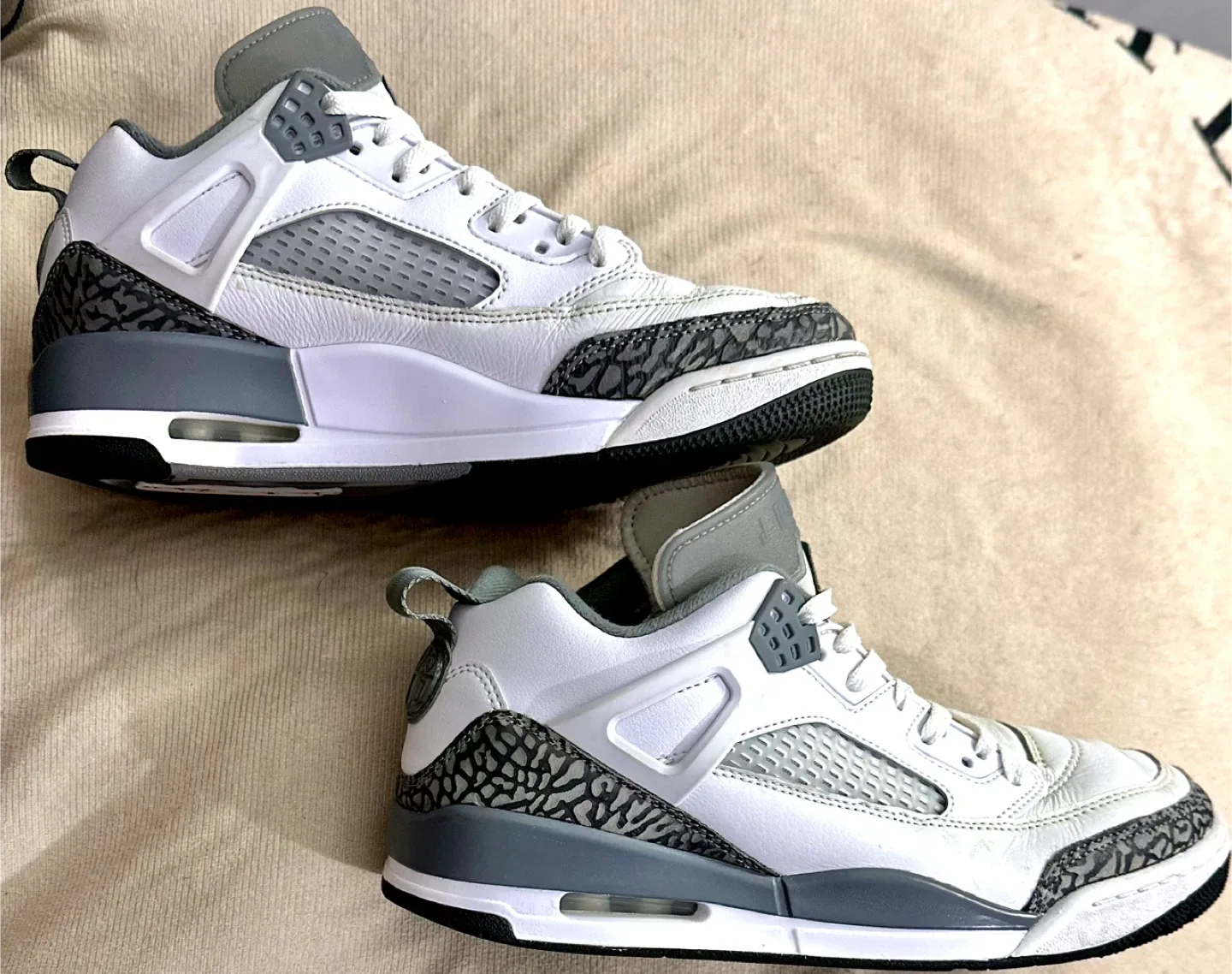 Nike Air Jordan Spizike Low Grey White. Mens Size 9.5 Elephant image indicator(5)