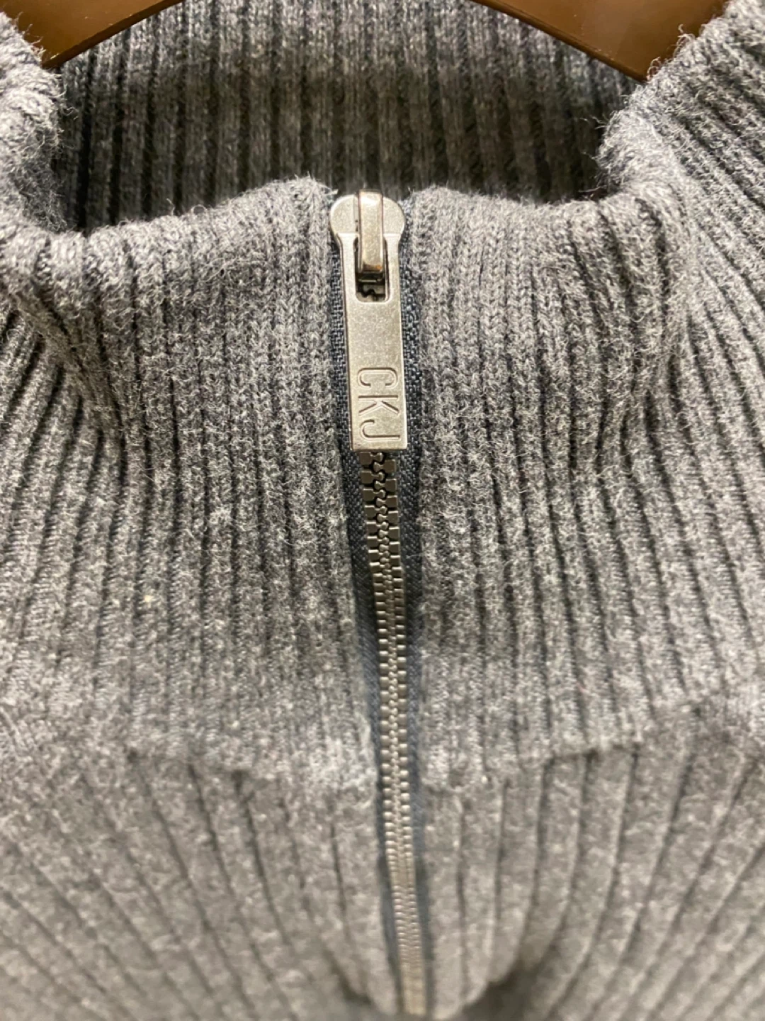 Calvin Klein Jeans Gray Zip Sweater - XL - photo 2