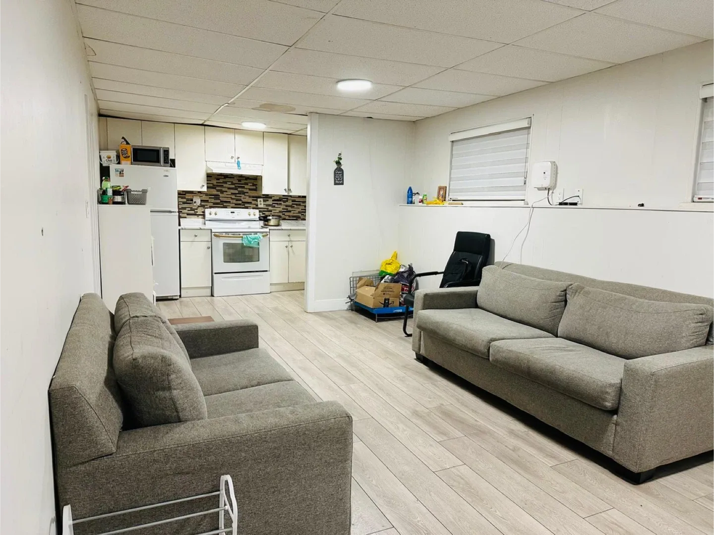 Room for rent image indicator(6)