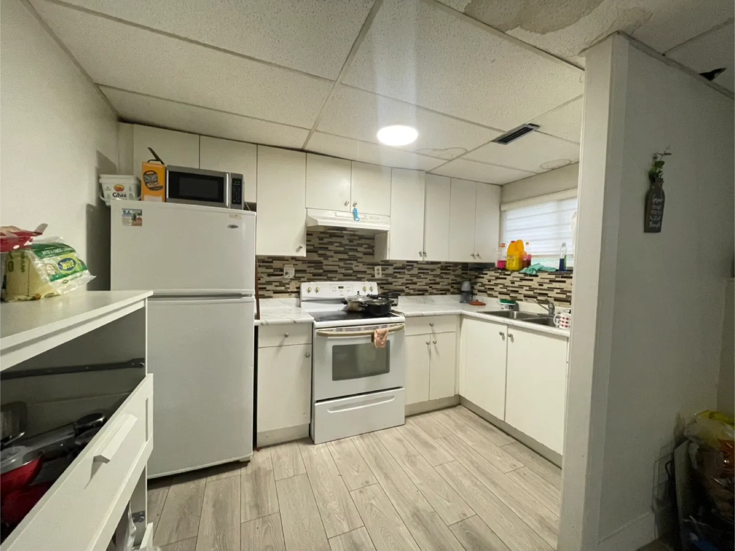 Room for rent image indicator(3)