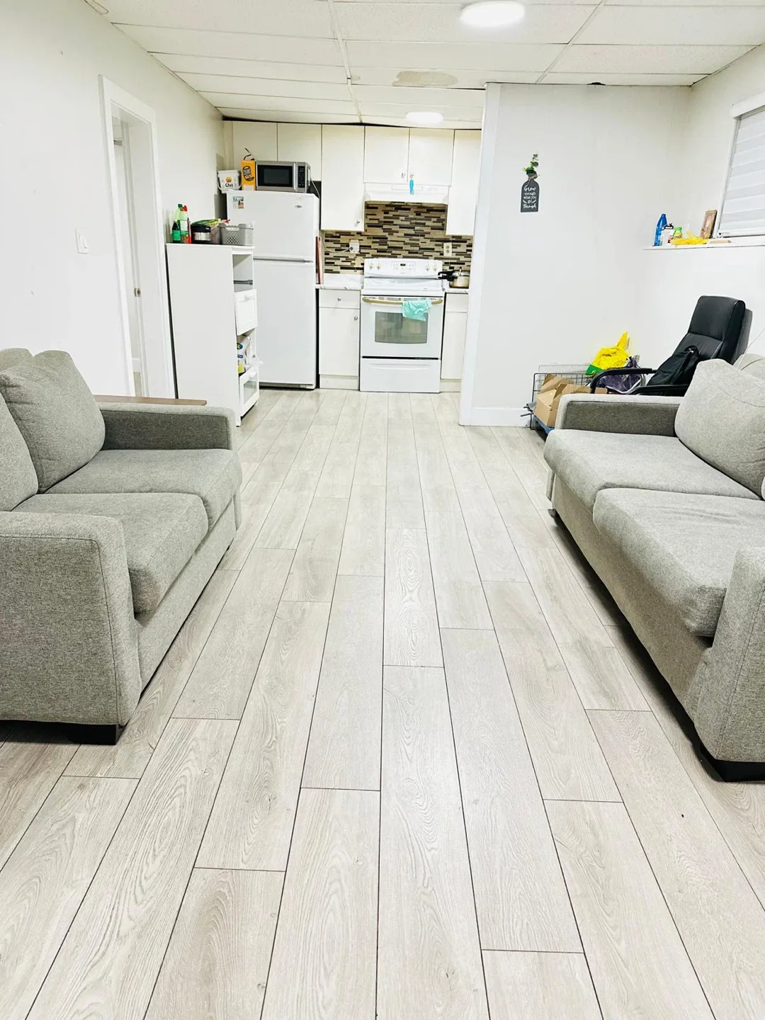 Room for rent image indicator(7)