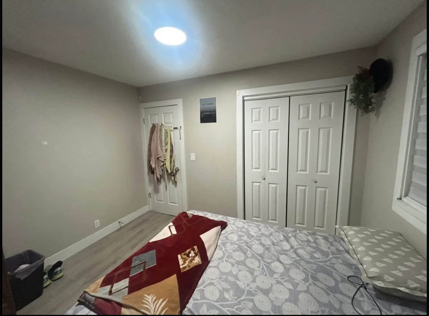 Room for rent image indicator(2)