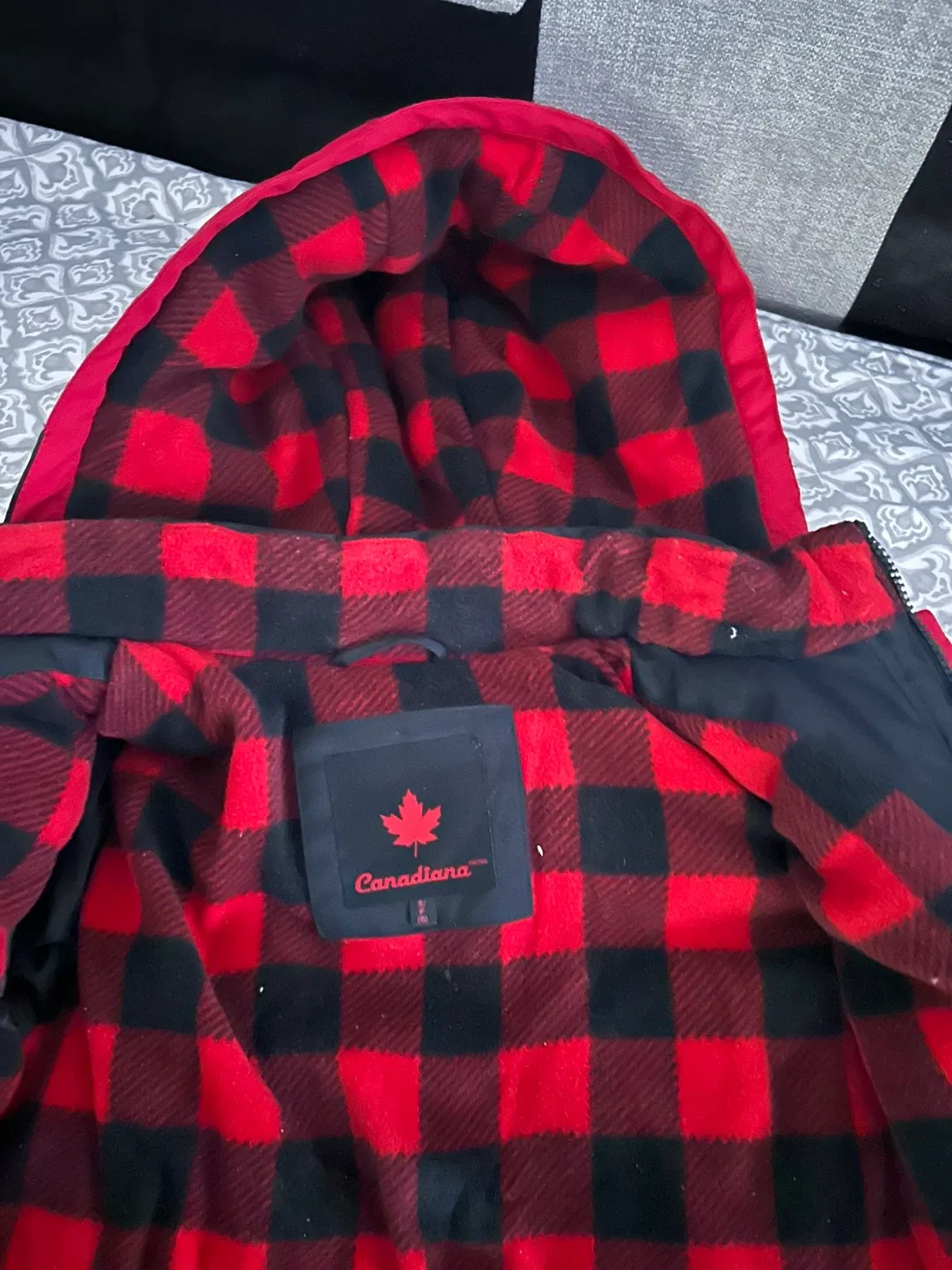 Canadiana Kids' Winter Jacket Size S (6) image indicator(2)