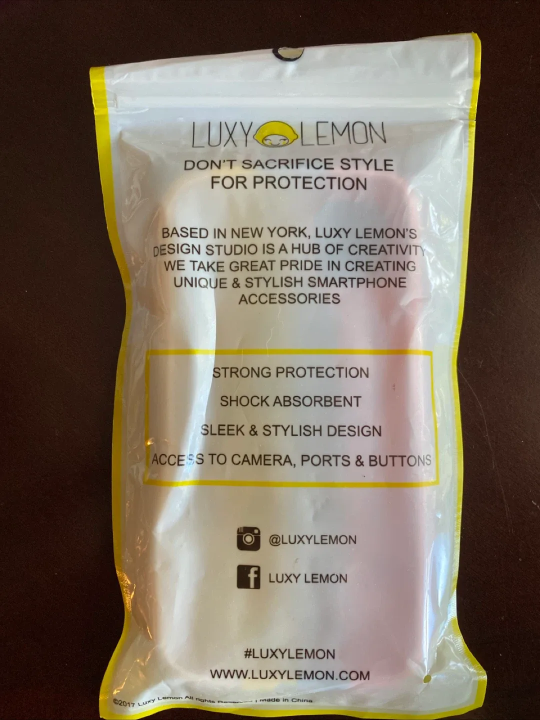 Luxy Lemon iPhone 11 Pop It Case - New image indicator(2)