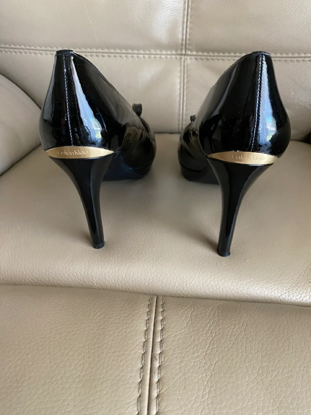 Calvin Klein Black Patent Heels image indicator(6)