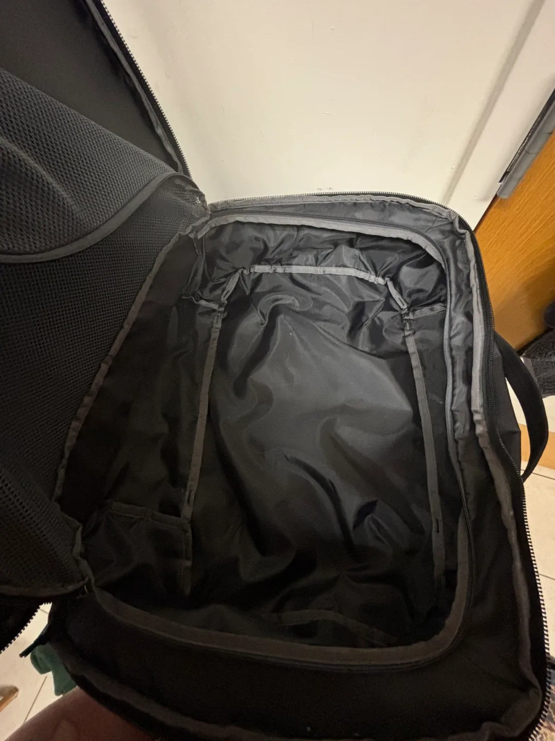 Patagonia Black Hole MLC 45L Travel Bag image indicator(4)