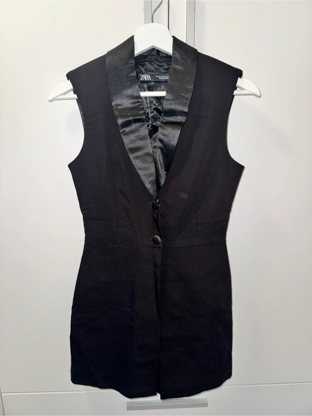 Zara Black Sleeveless Romper - Size XS thumbnail