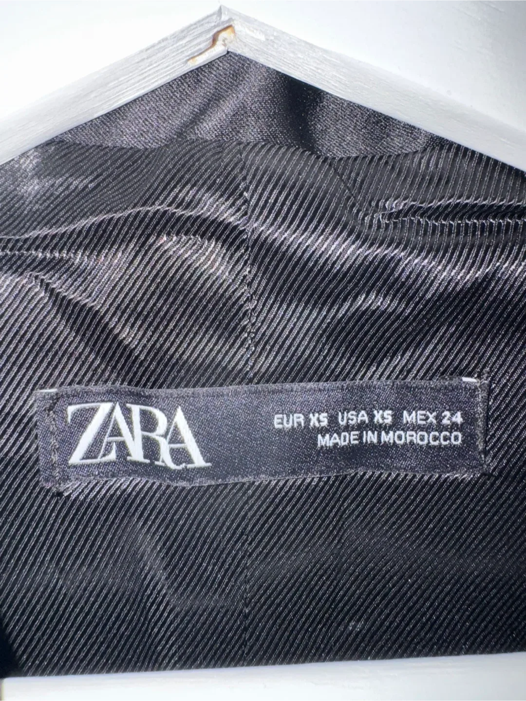 Zara Black Sleeveless Romper - Size XS image indicator(4)