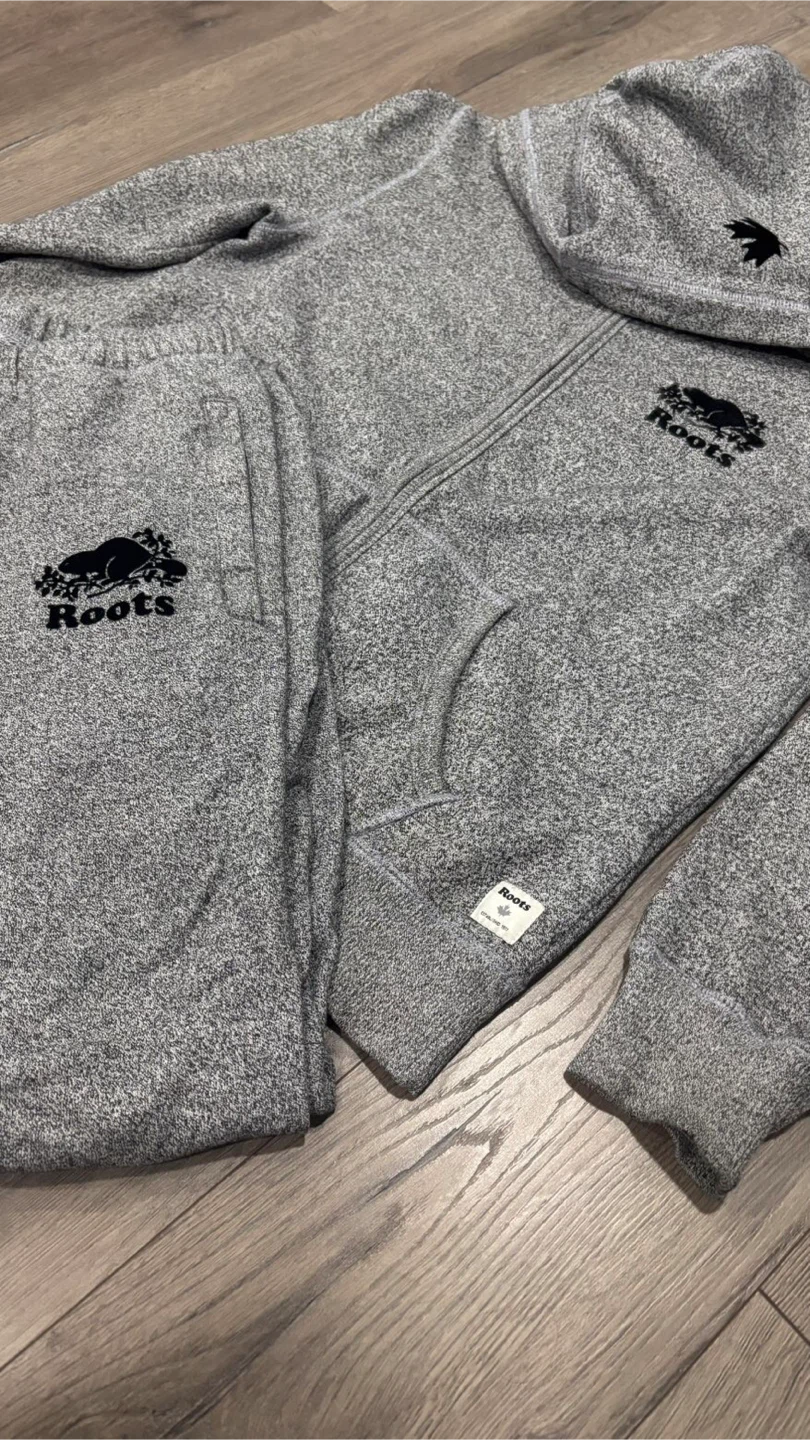 Roots track suit - photo 2