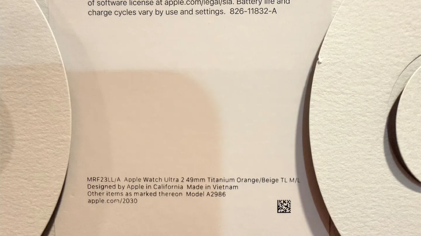 Apple Watch Ultra 2 49mm titanium ! image indicator(2)