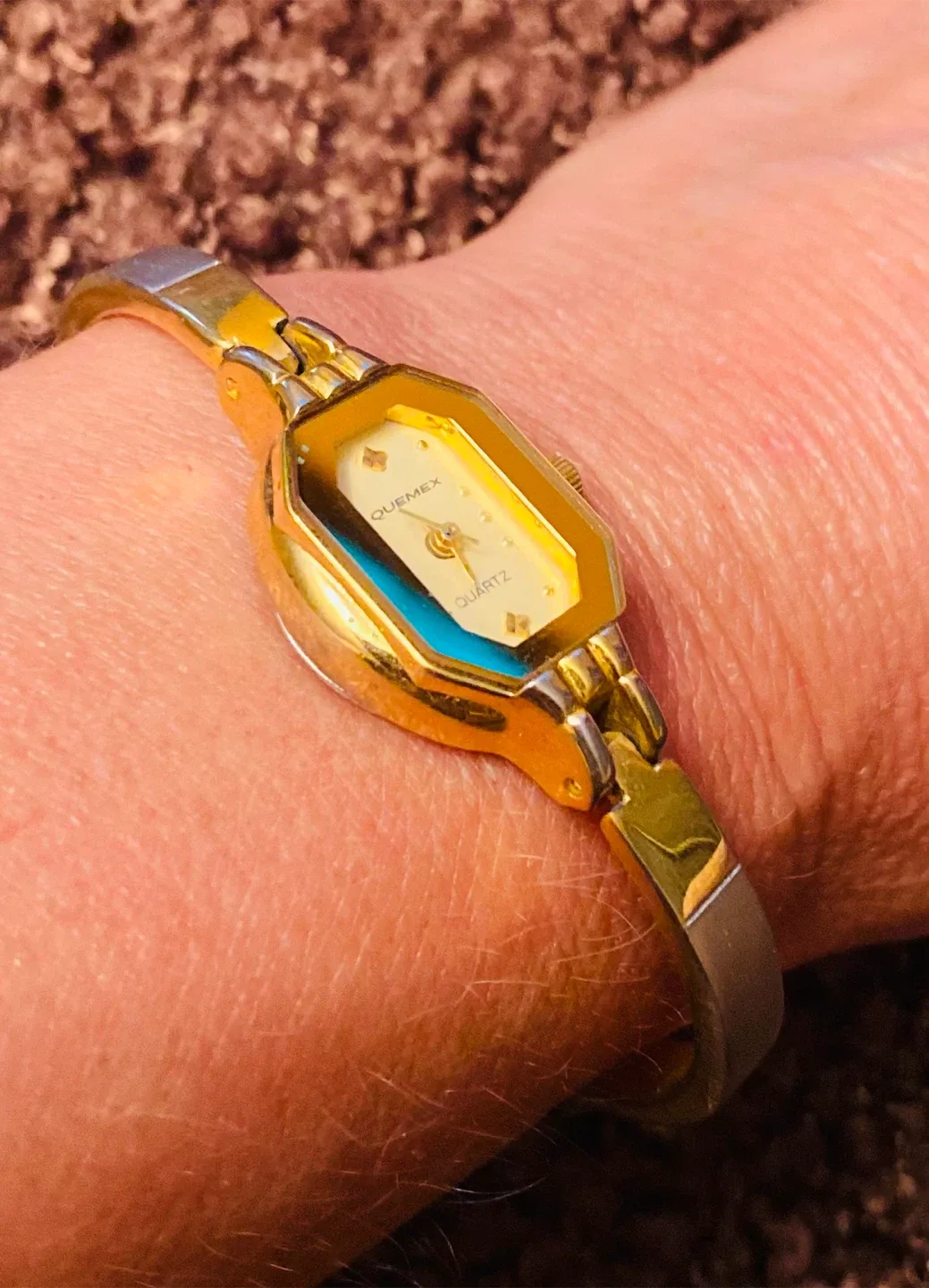 QUEMEX Quartz Women's Watch - Gold/Silver Tone