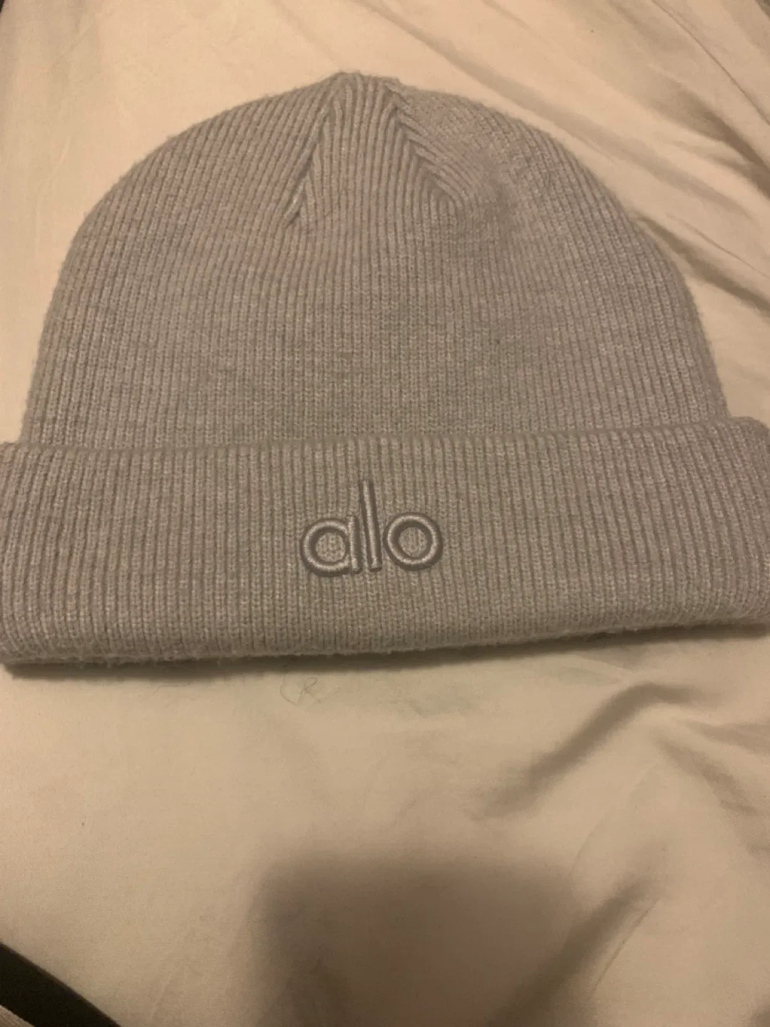 ALO Yoga Beanie - Athletic Heather Grey Brand New