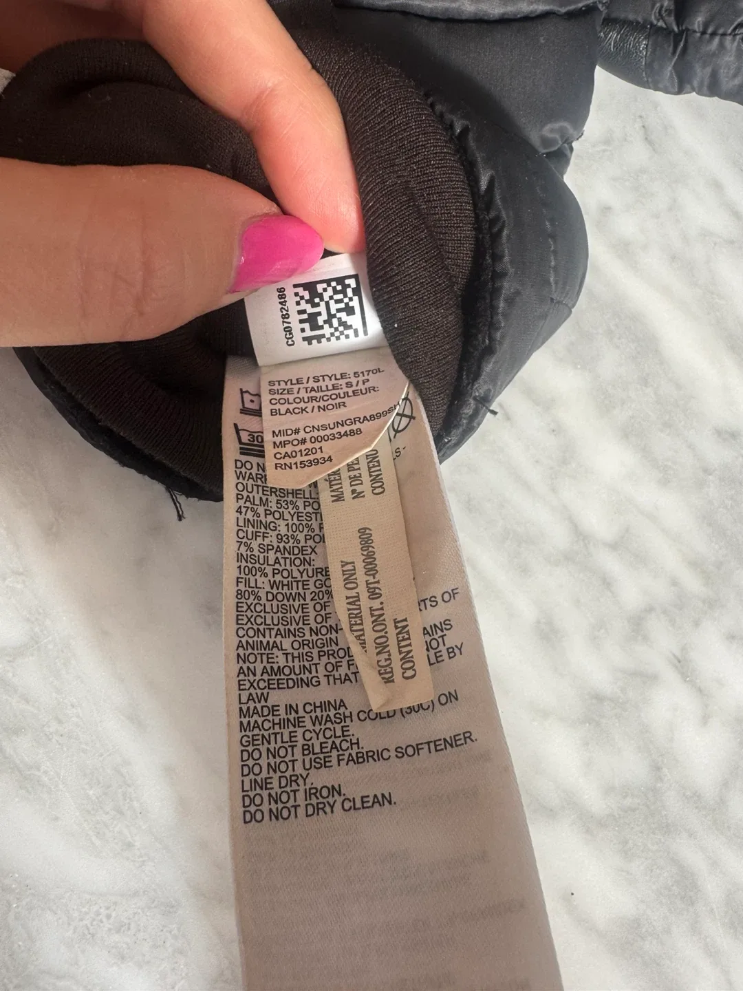 Canada Goose Padded Down Gloves - Black - Size LS image indicator(4)