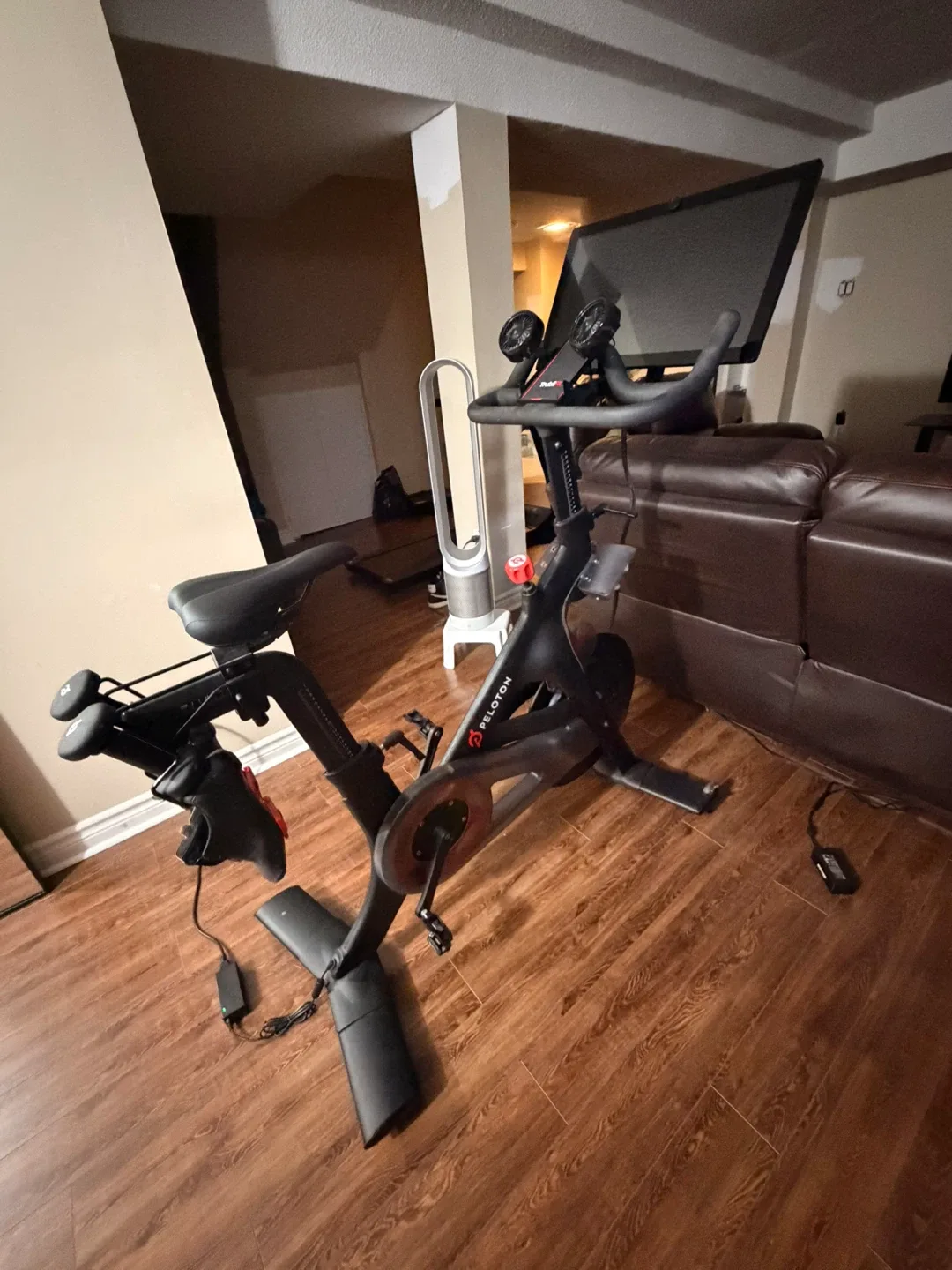 Peloton Exercise Bike image indicator(3)