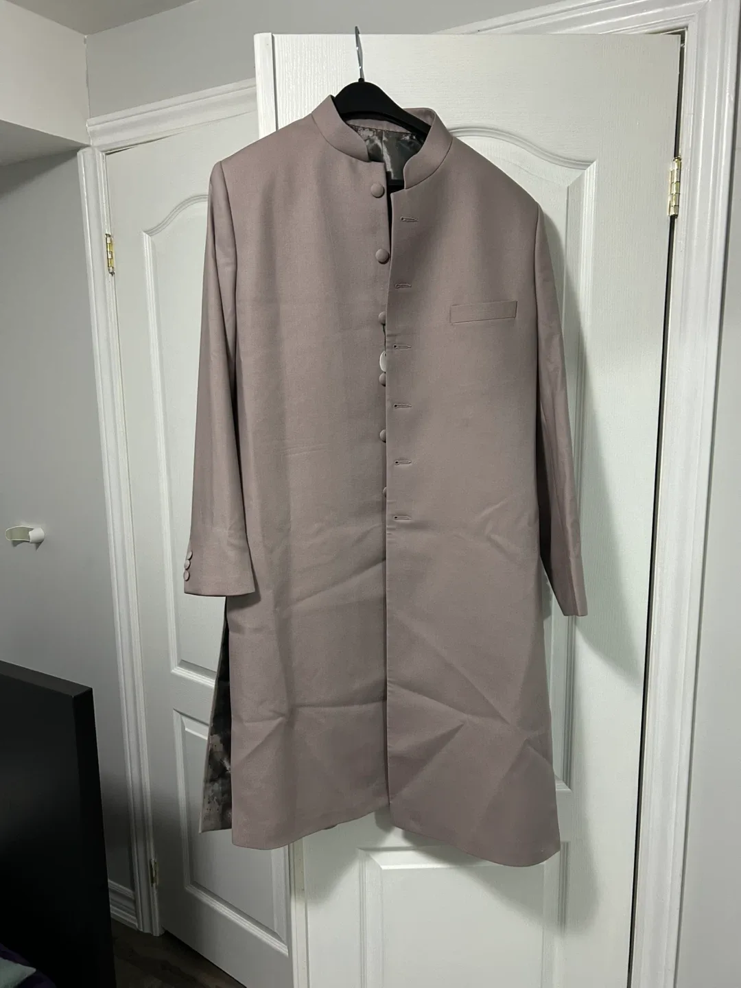 Long Buttoned Coat image indicator(4)