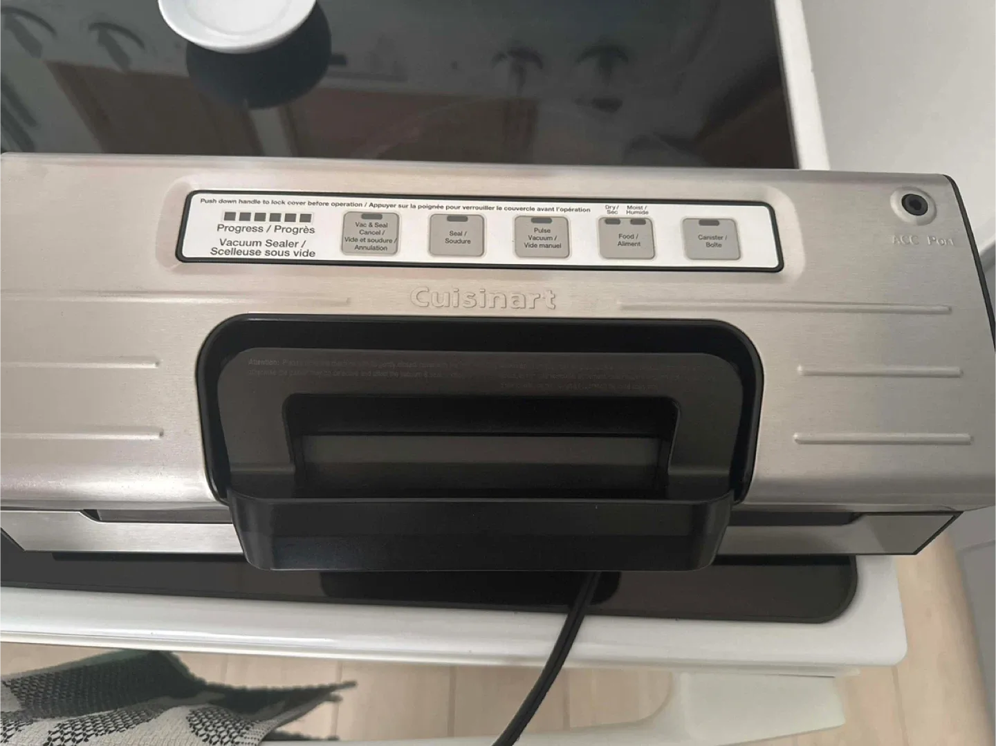 Cuisnart Professional Vacuum food sealer