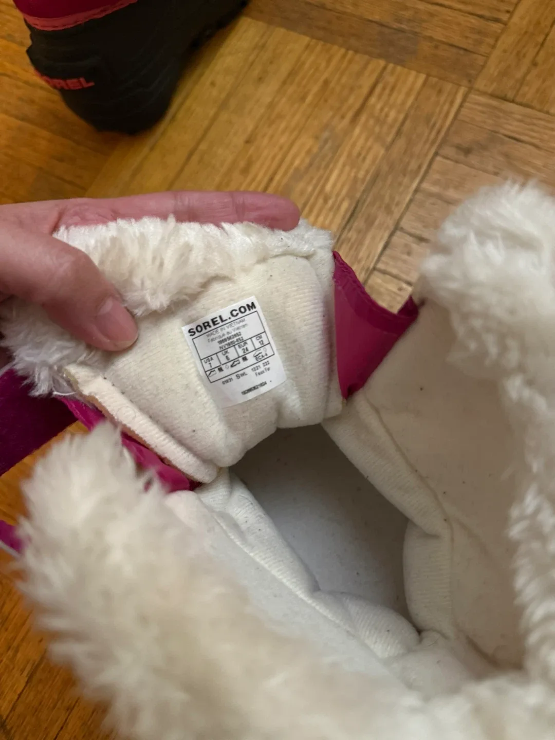 Sorel Pink Winter Boots, Size 7 image indicator(2)