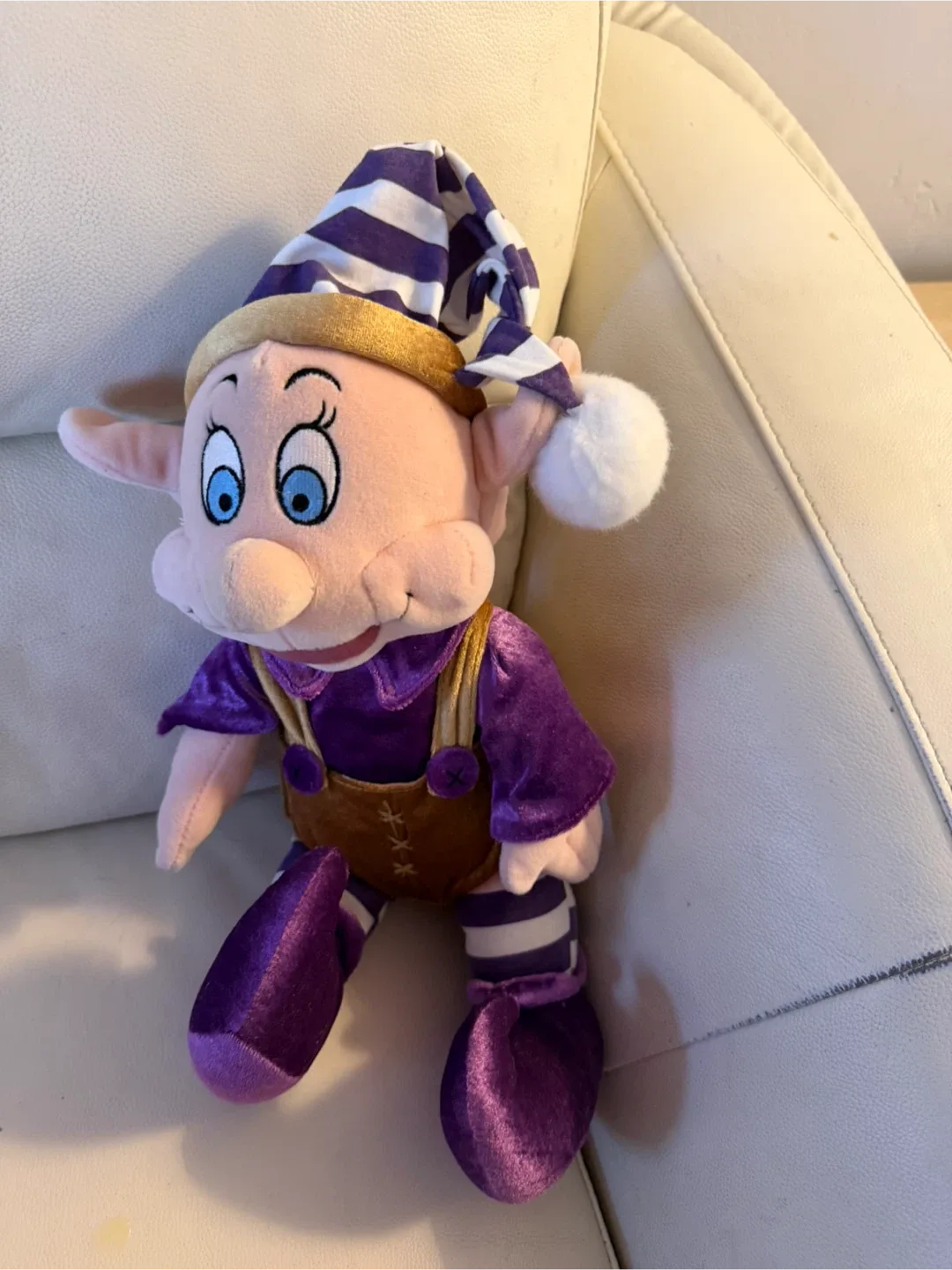 Disney Dopey Plush Doll image indicator(2)