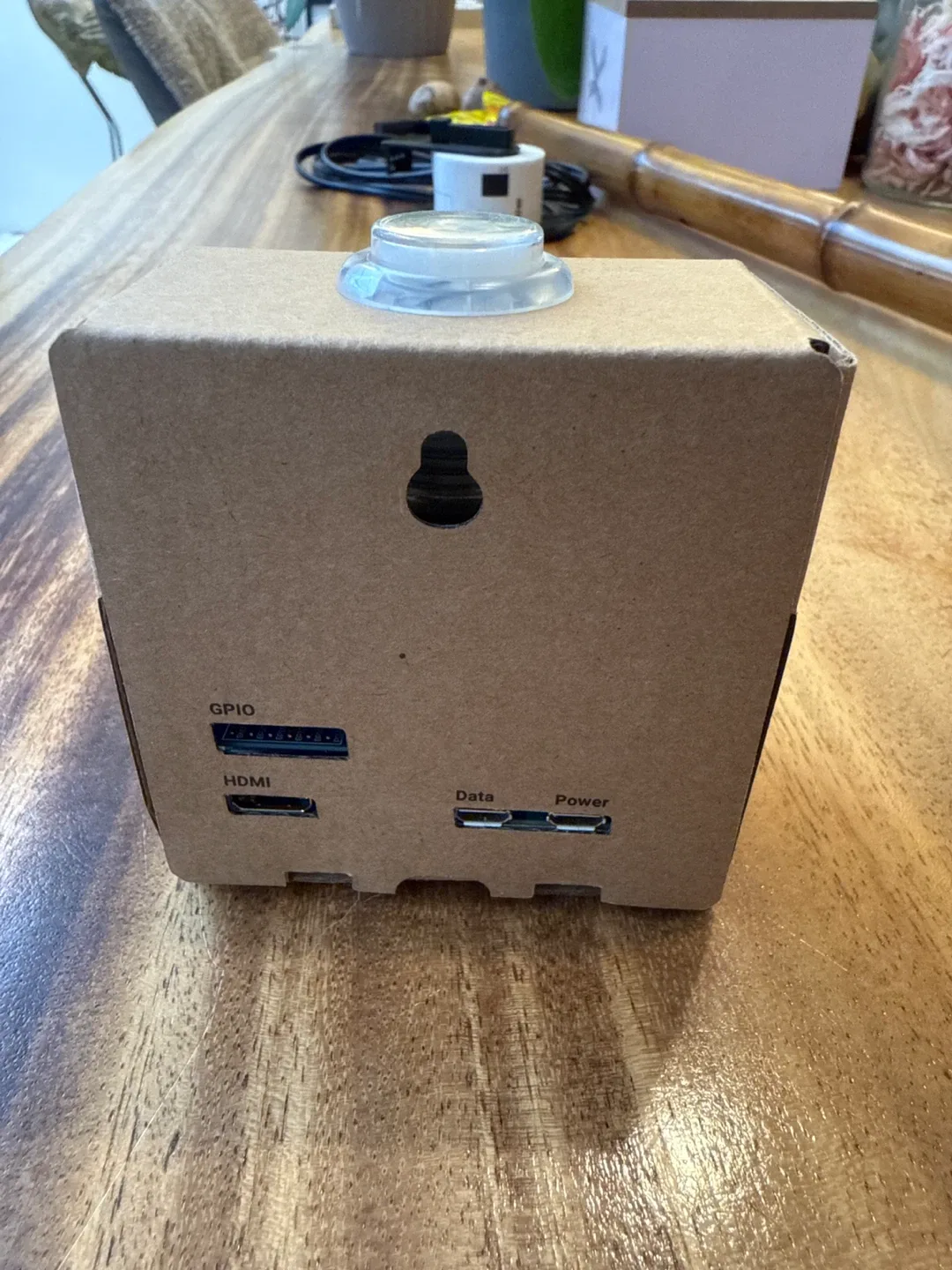 AIY Projects Voice Kit image indicator(4)