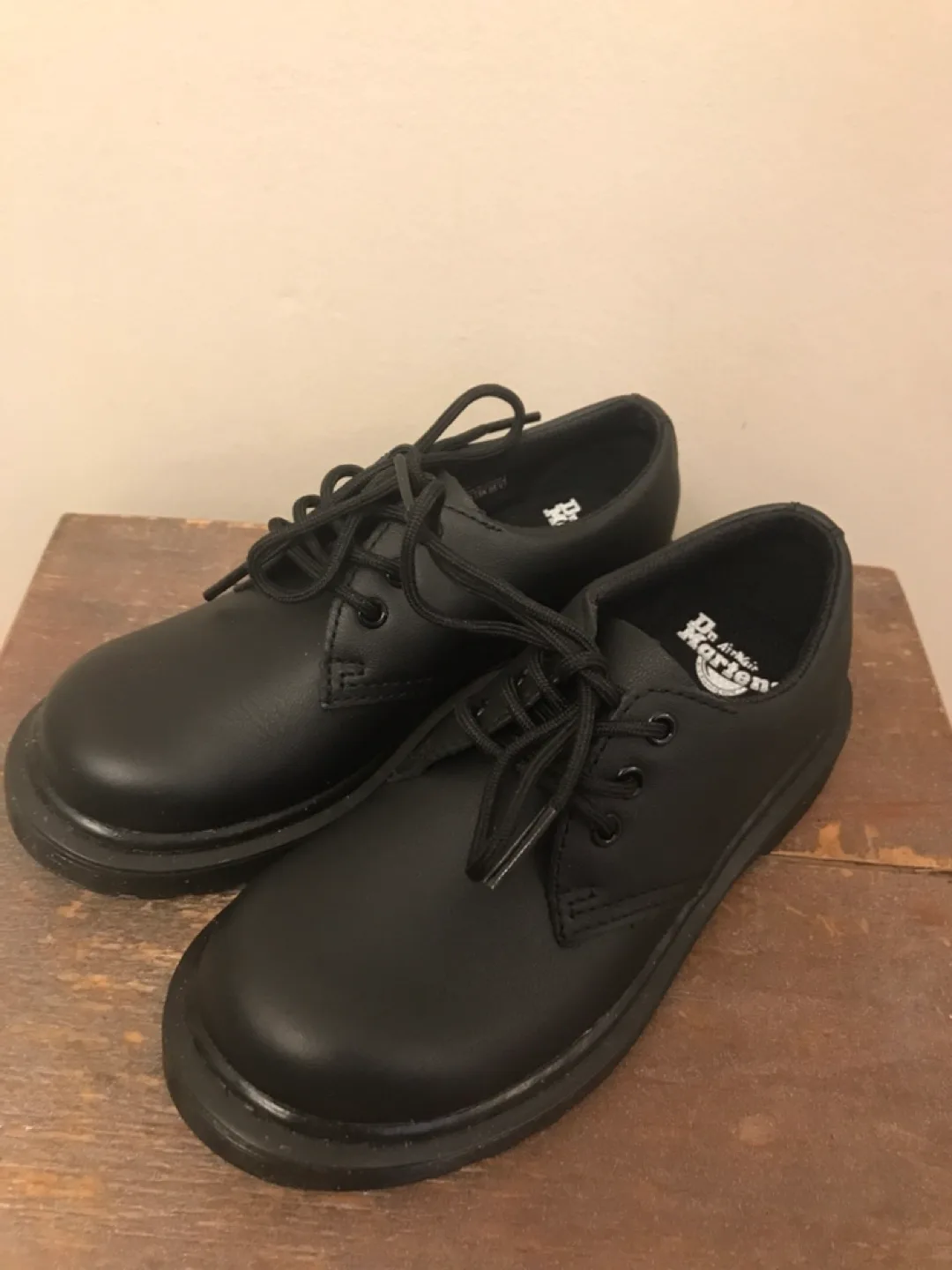 Kid’s Dr. Martens Oxford Shoes - US 12 Junior image indicator(2)