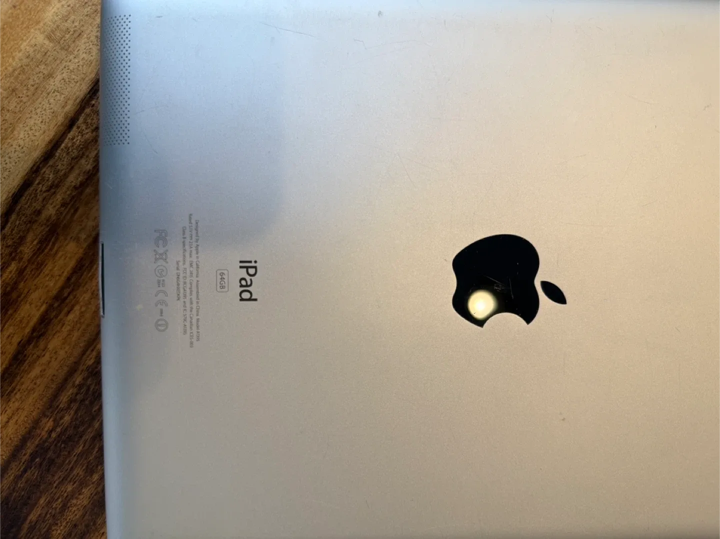 Apple iPad 4th Generation 64GB image indicator(2)