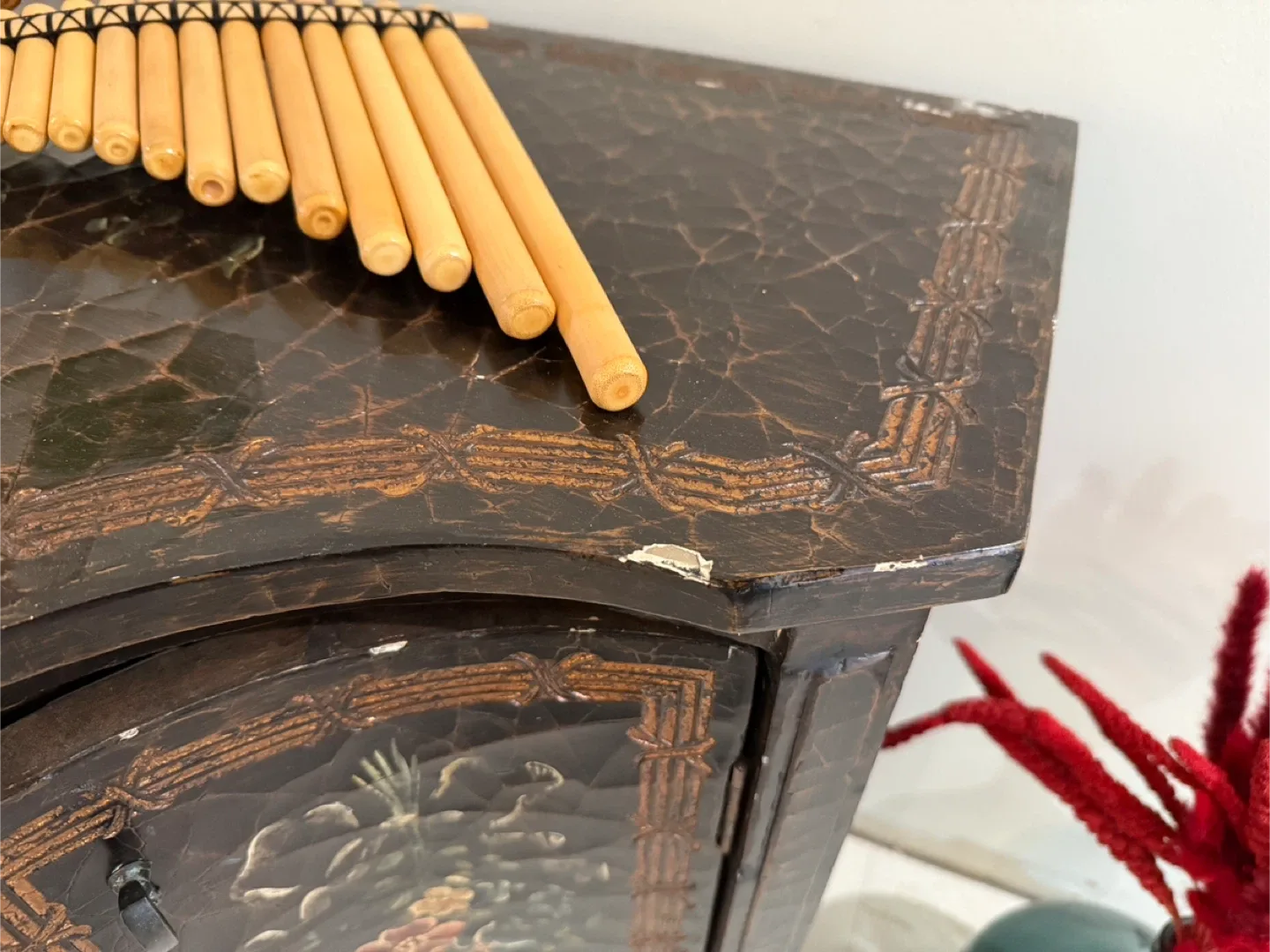 Antique Style Floral Accent Cabinet image indicator(4)