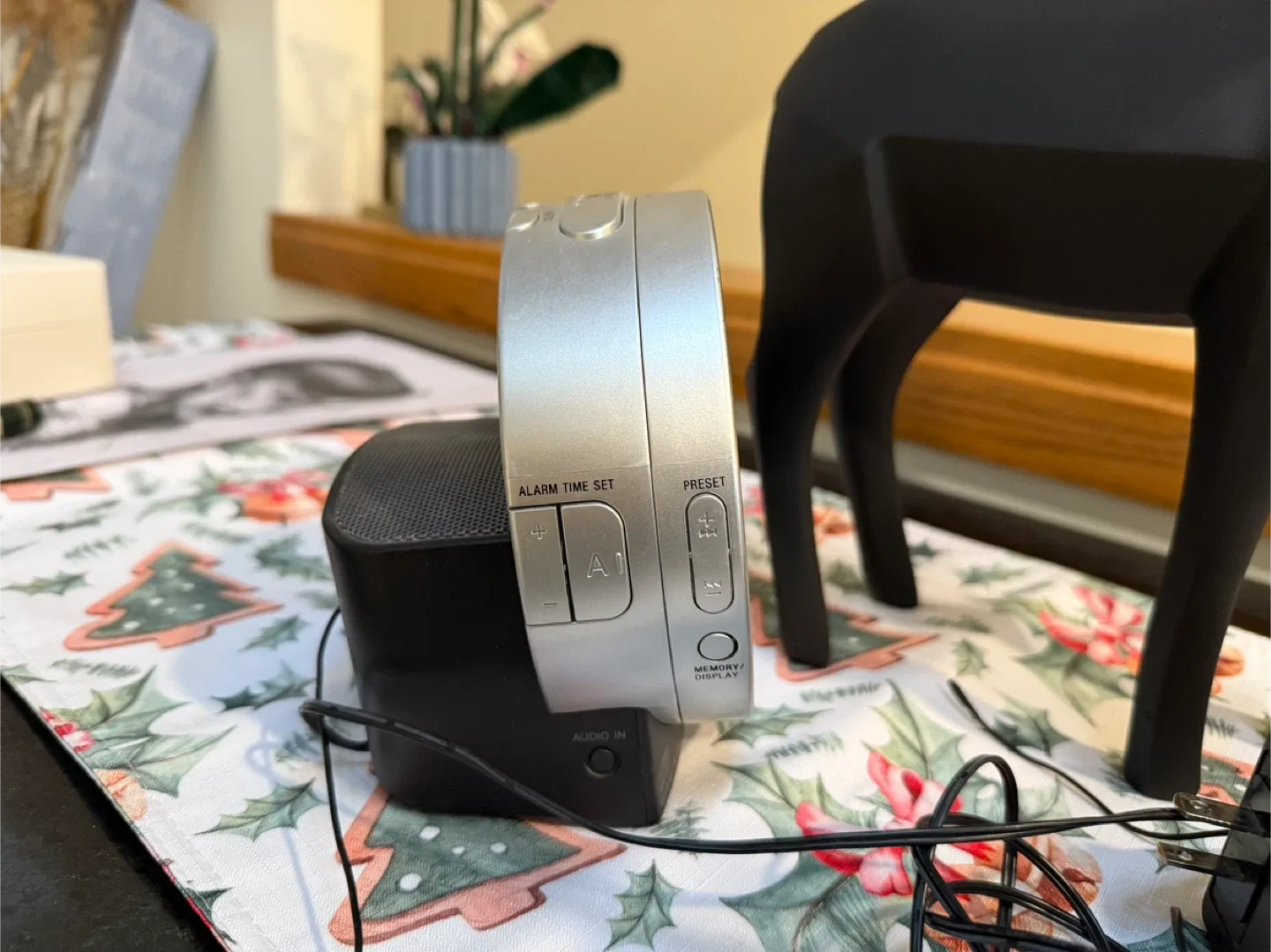 Sony Dream Machine Clock Radio image indicator(4)