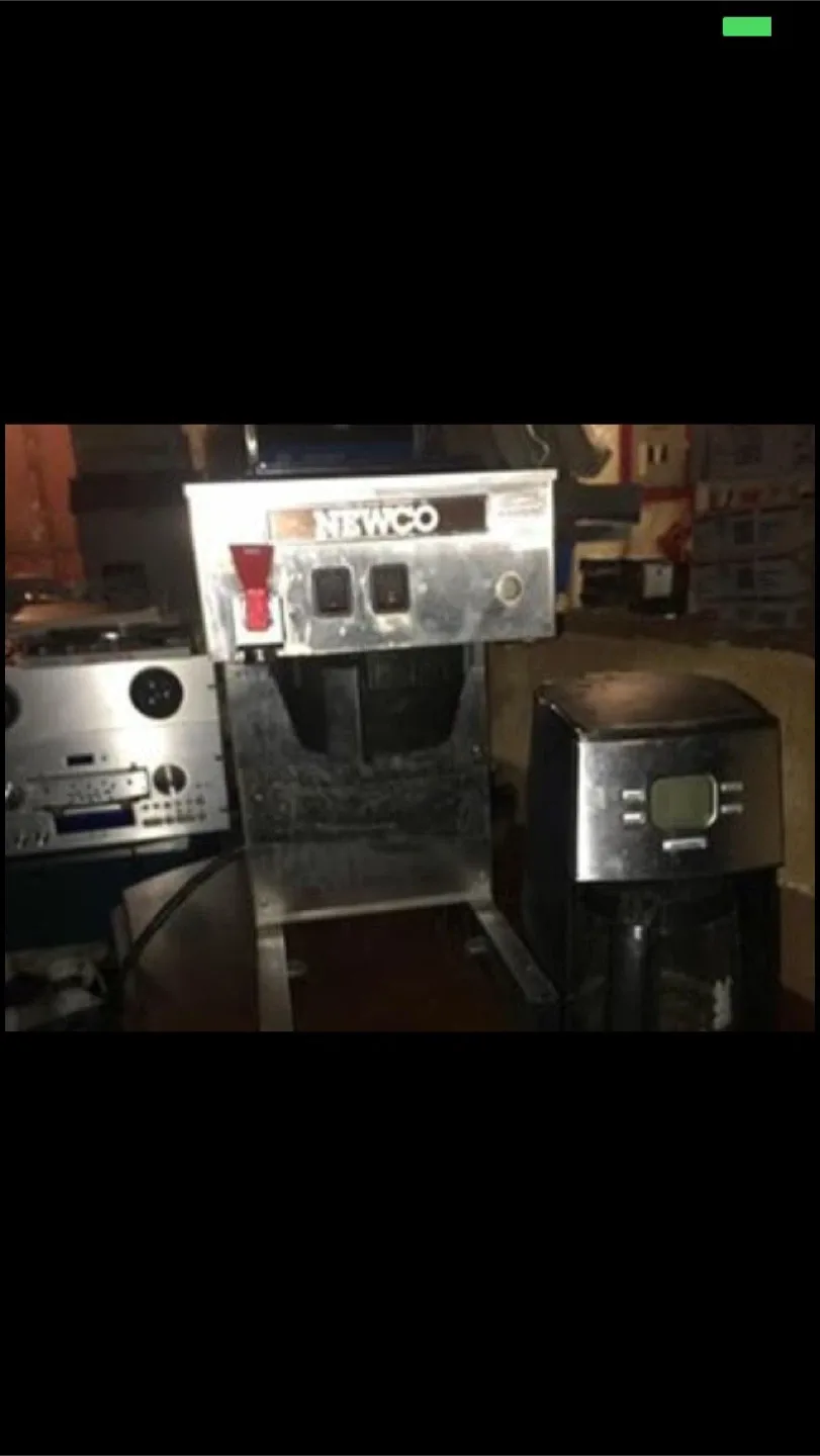 Newco Commercial Coffee Maker image indicator(2)