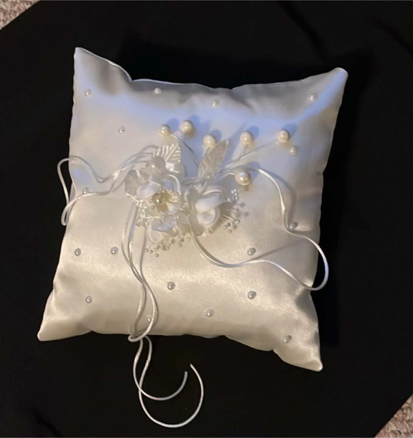 Wedding Ring Bearer Pillow image indicator(4)