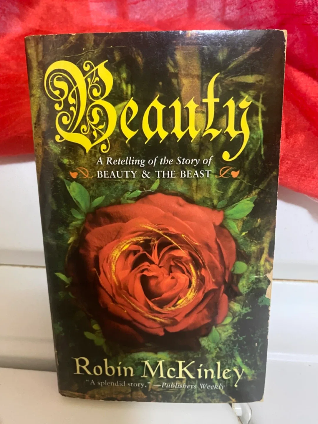 Beauty: A Retelling by Robin McKinley thumbnail