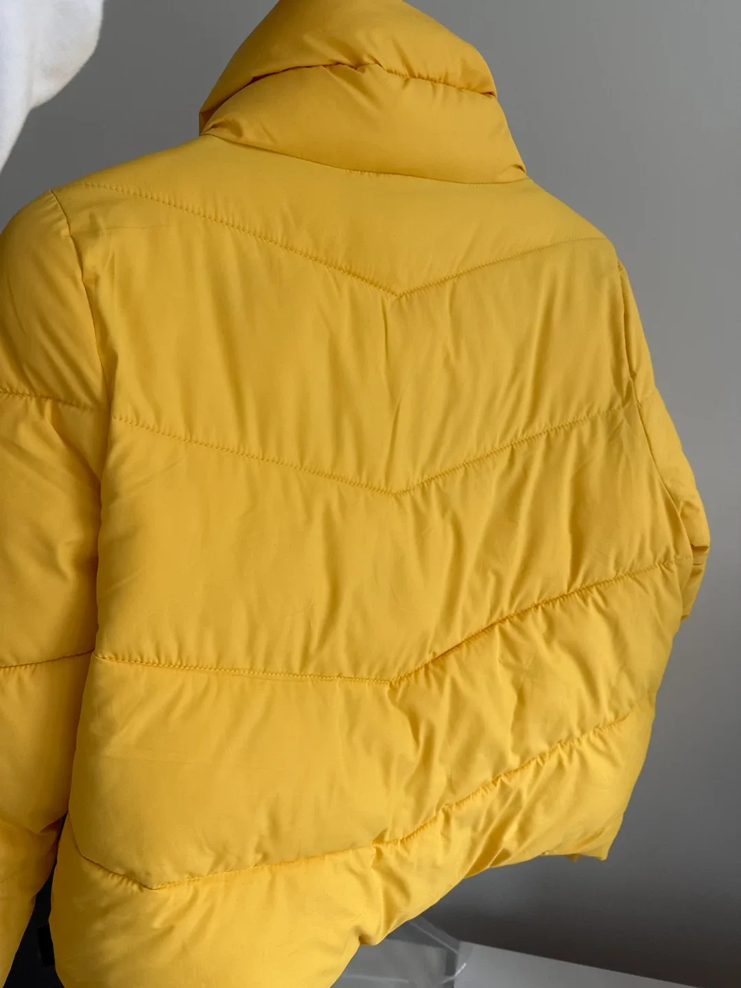 Abercrombie & Fitch Yellow Puffer Jacket - Size S image indicator(3)