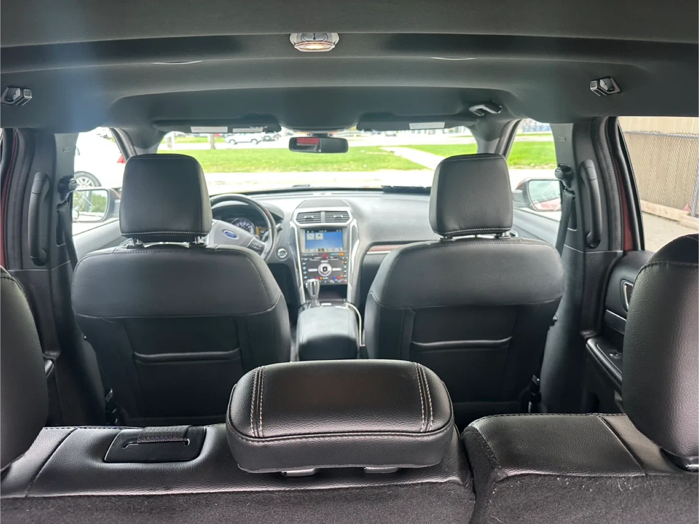 Ford Explorer Limited, Burgundy image indicator(6)