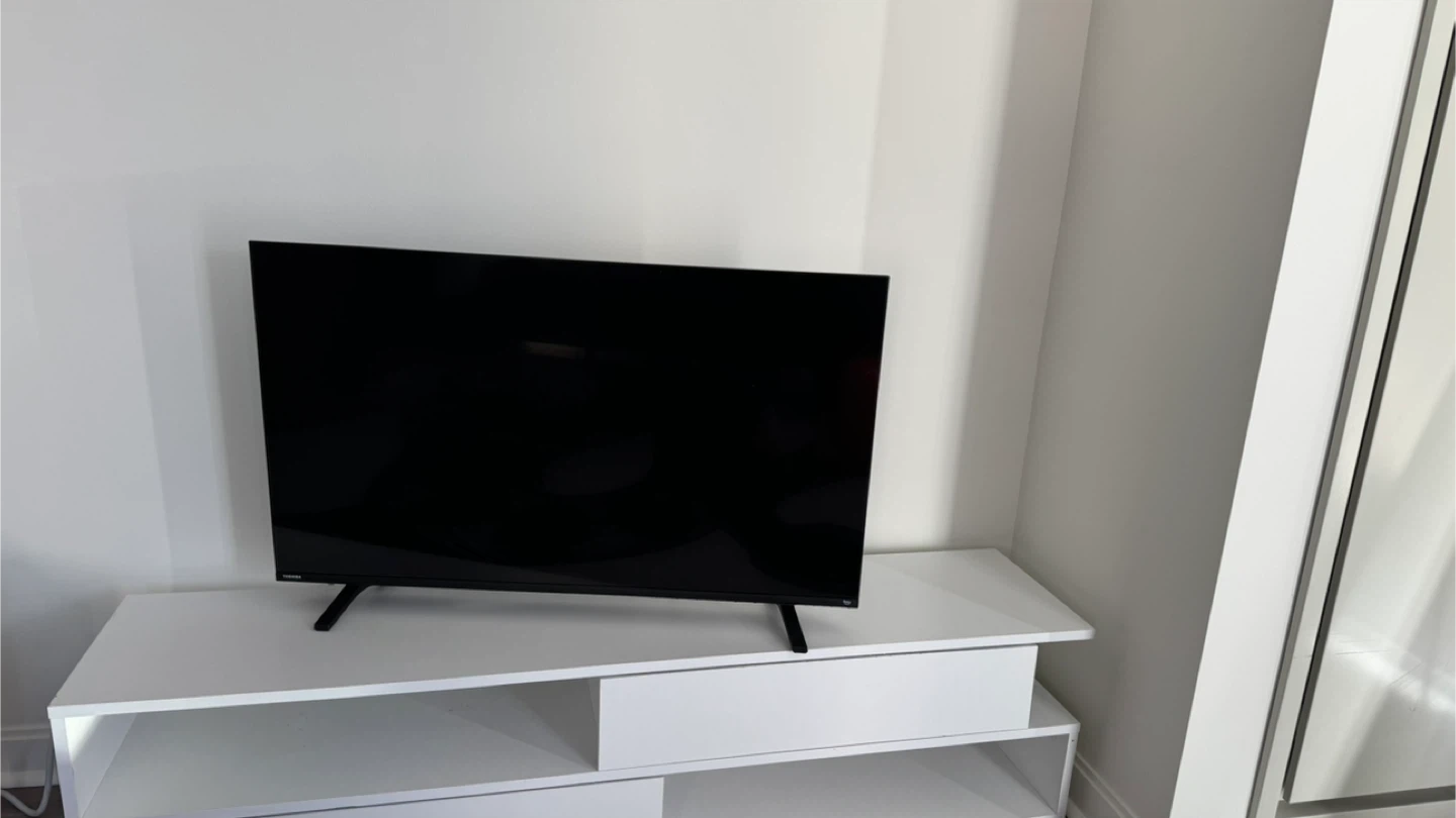 Toshiba 43V35KU 43" LED LCD TV