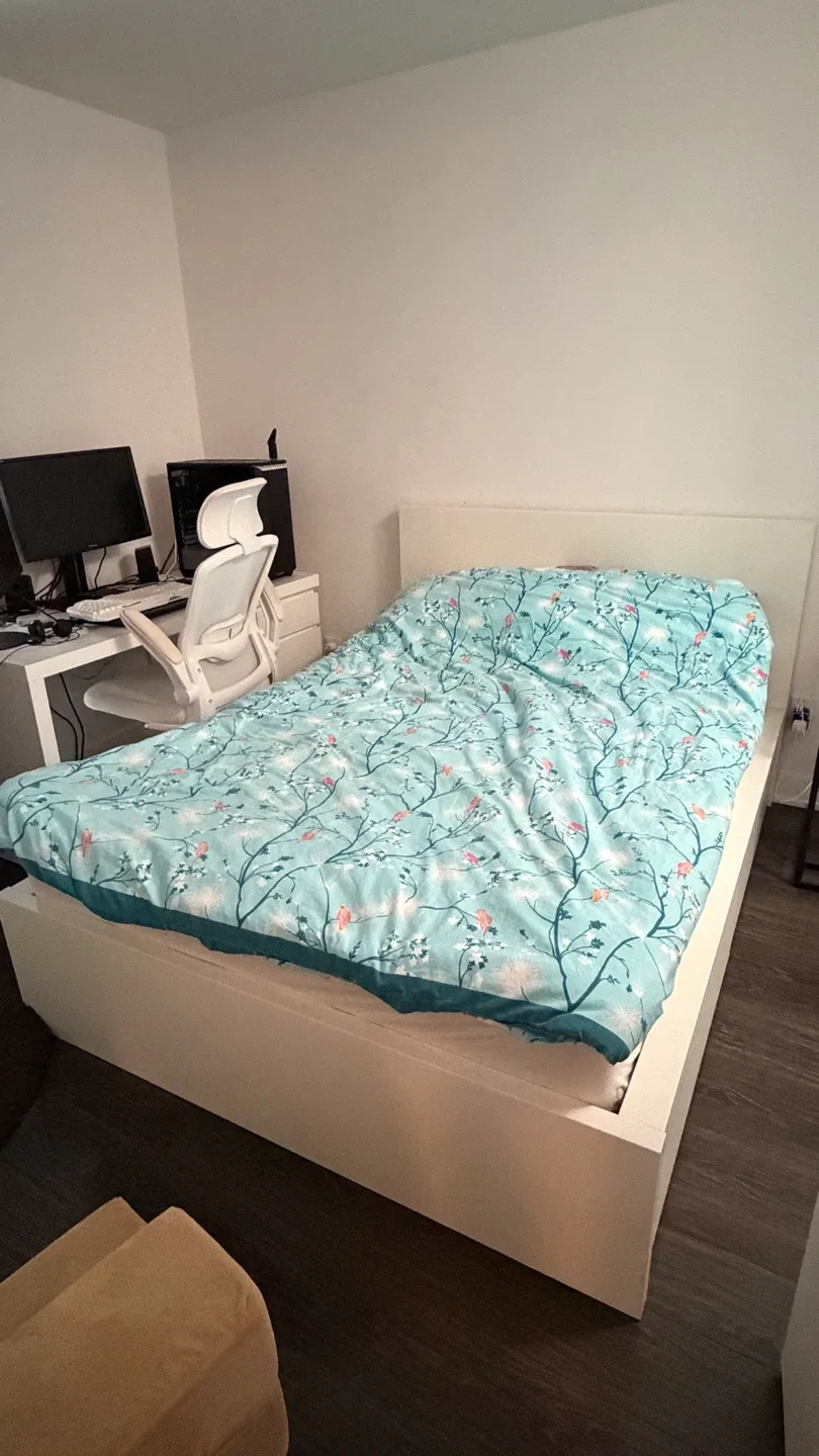 Moving Sale! IKEA MALM QUEEN SIZE BED FRAME + MATTRESS image indicator(2)