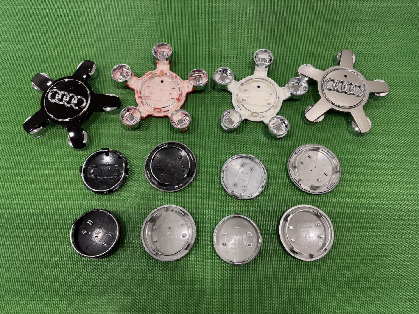 Audi Wheel Center Caps - photo 2