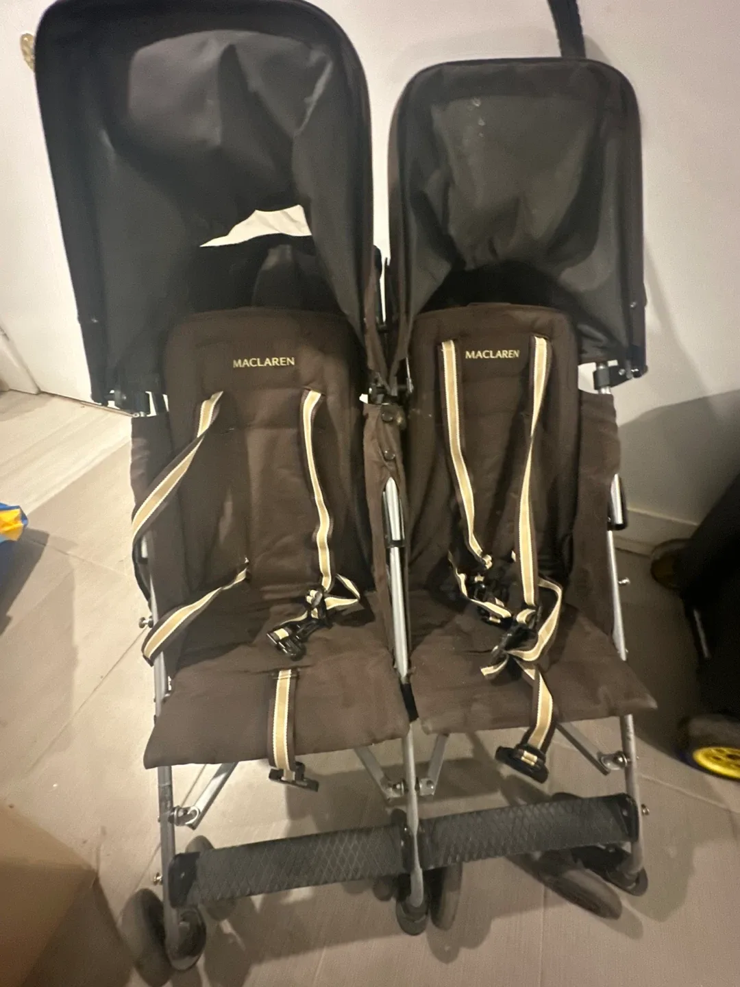 Maclaren Twin Triumph Stroller - Brown image indicator(2)