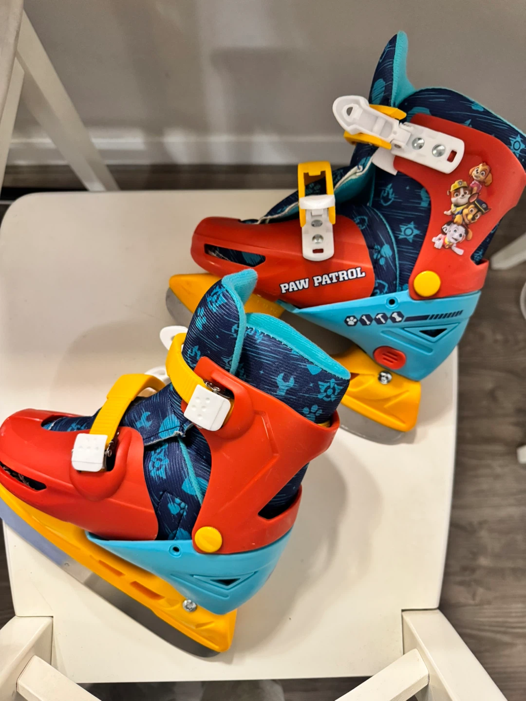 Paw Patrol Ice Skates, Size Y12-2, New in Box! - photo 2