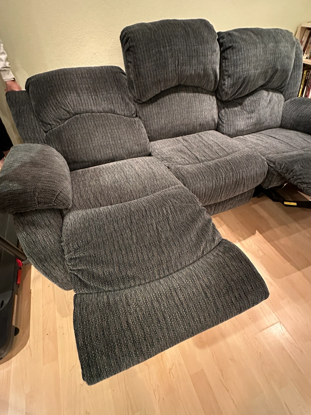 Couch Recliner - photo 3