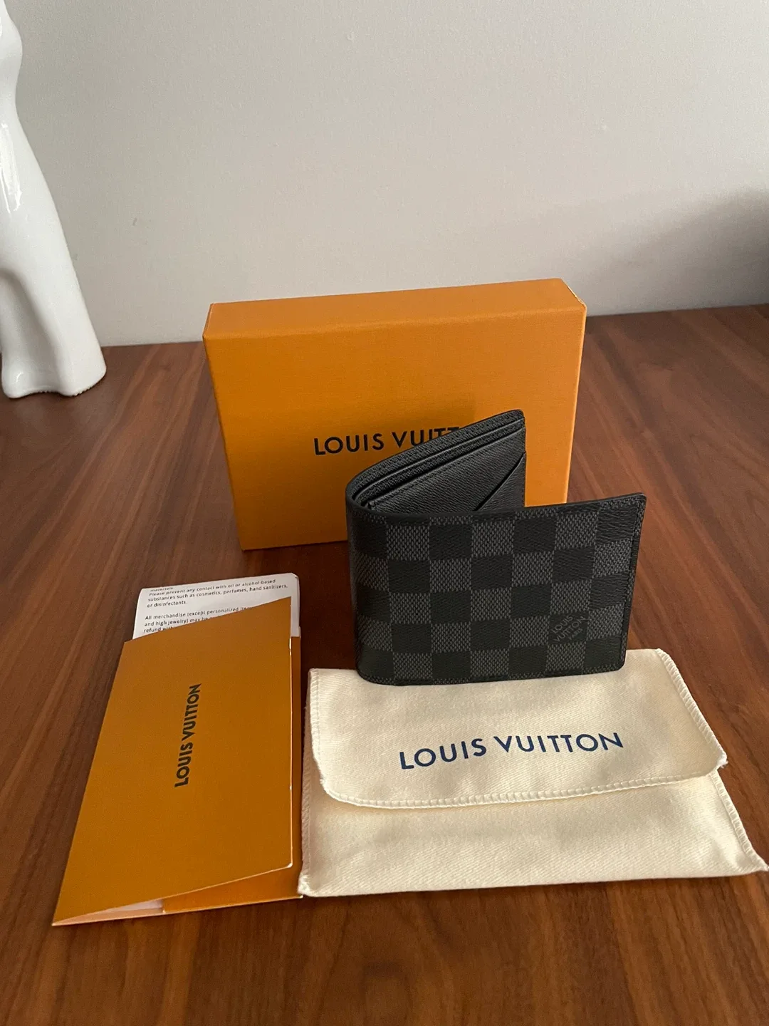 Louis Vuitton Men’s Wallet
