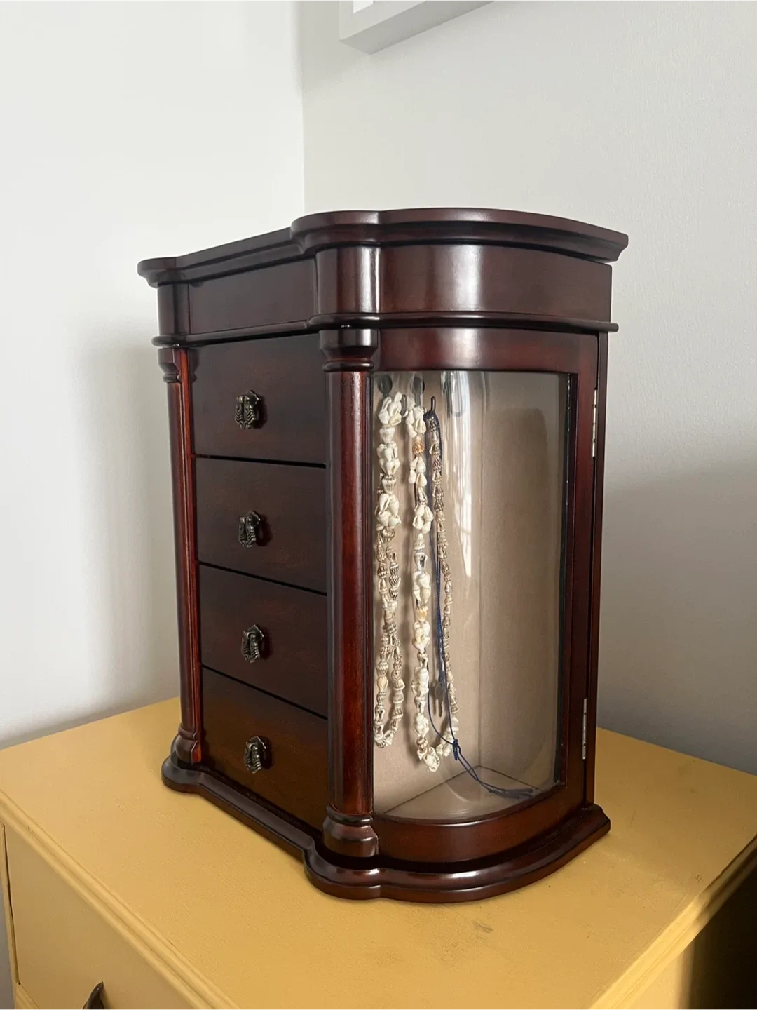 Bombay Jewellery Armoire in Mahogany image indicator(9)