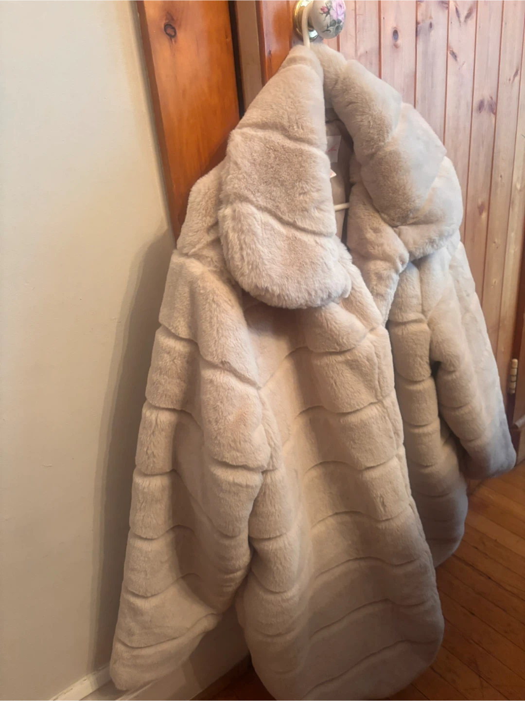 Joe Fresh x Jillian Faux Fur Coat - Size 3X - photo 3