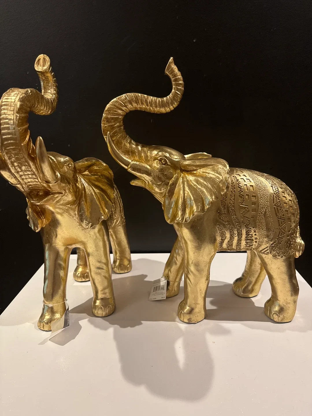 Gold Elephant Figurines thumbnail