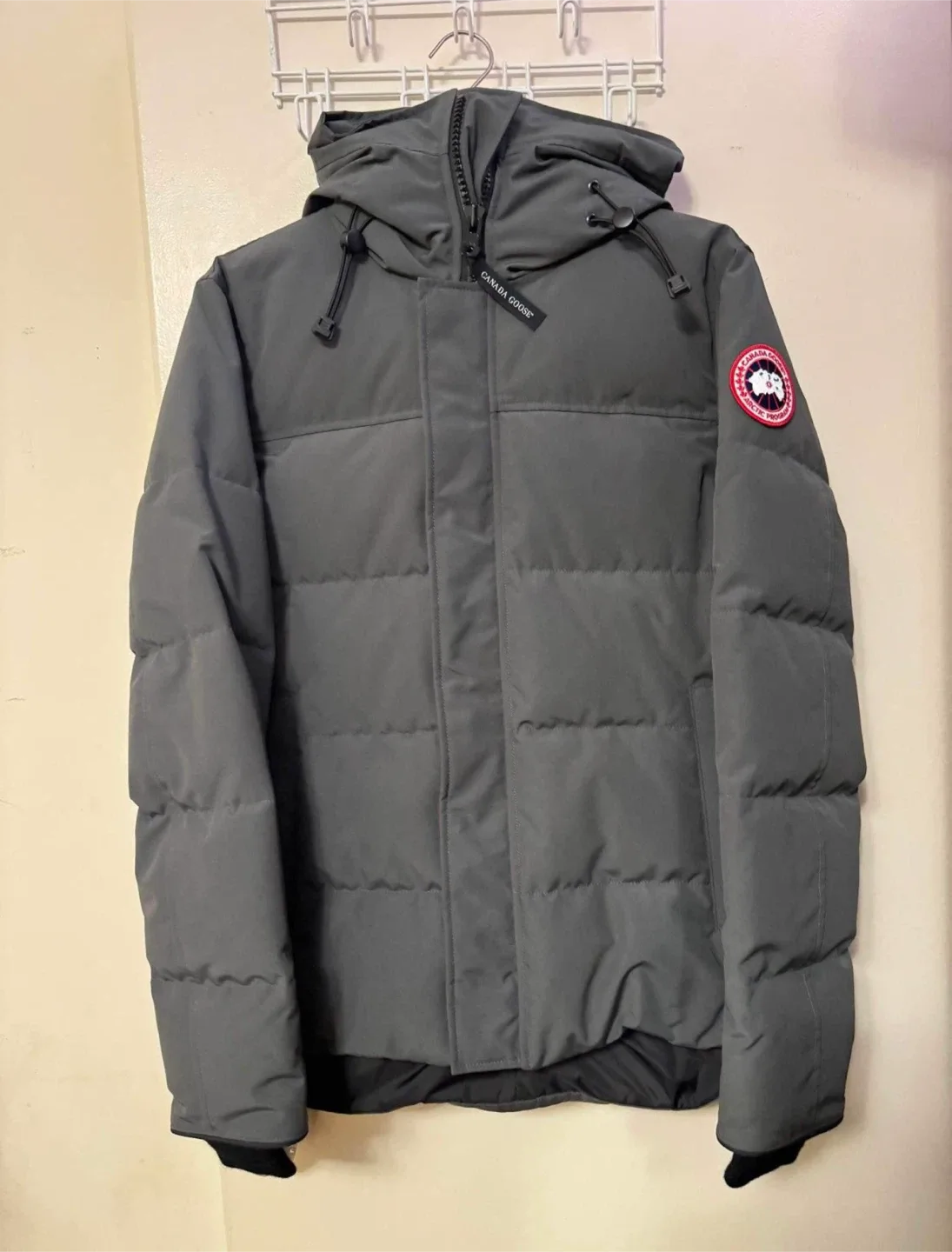 Canada Goose MacMillan Parka - Graphite - Size M image indicator(4)