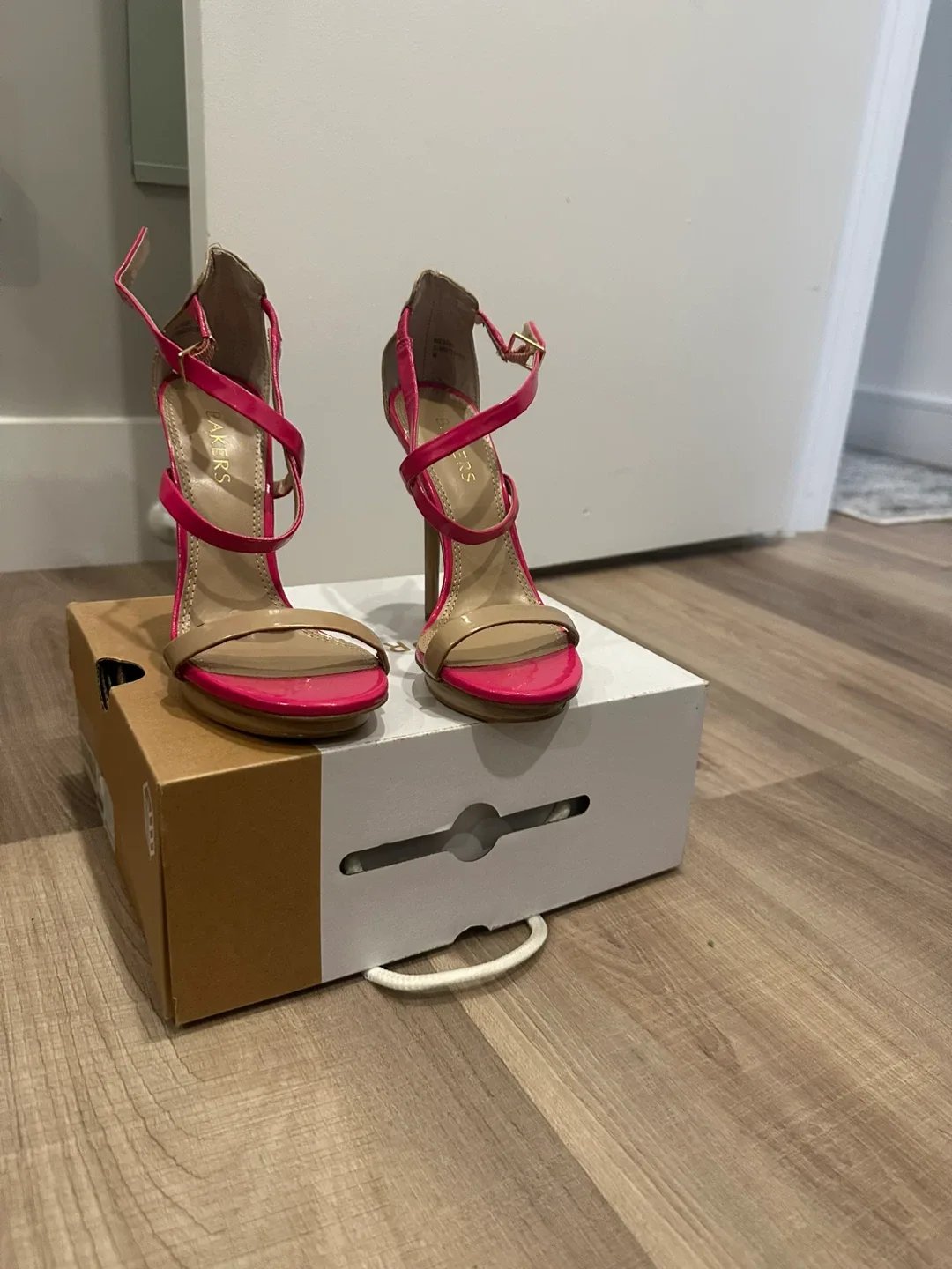 Bakers heels image indicator(3)