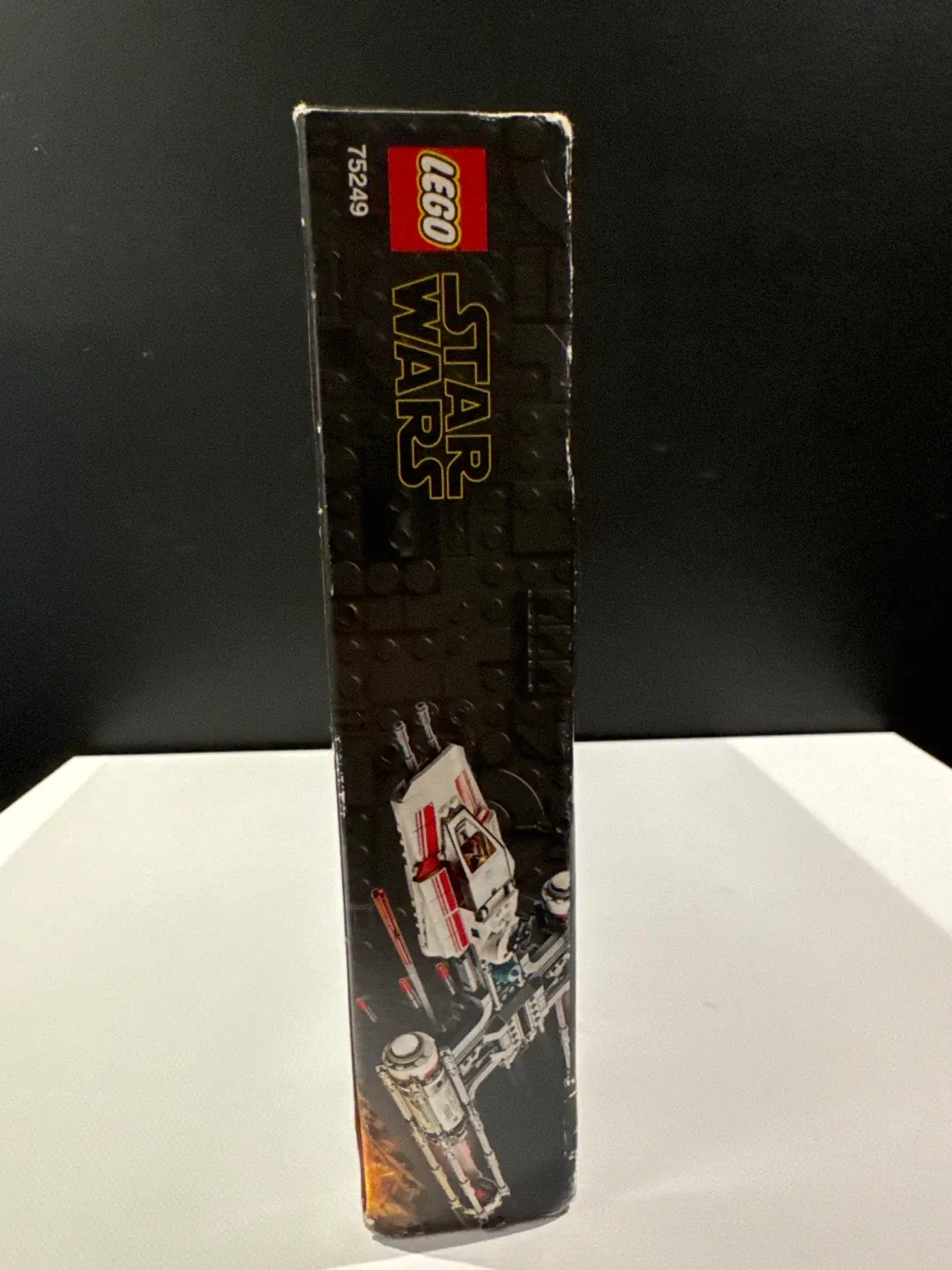 LEGO Star Wars Resistance Y-Wing Starfighter 75249 image indicator(2)