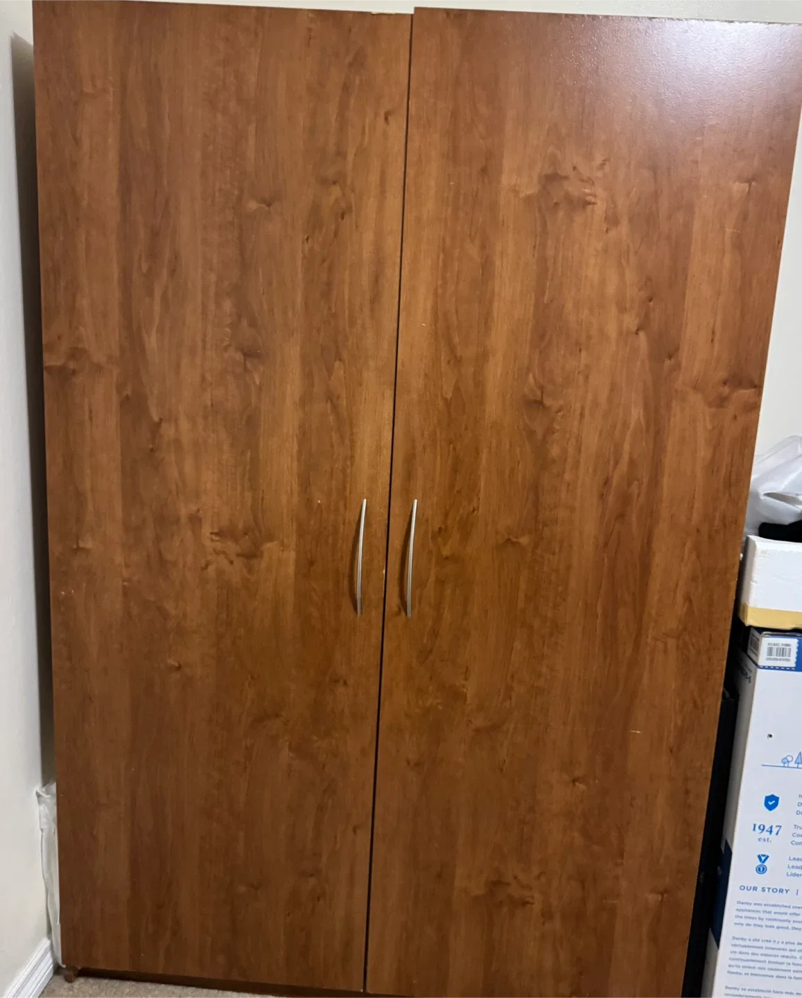 Wooden Wardrobe image indicator(2)